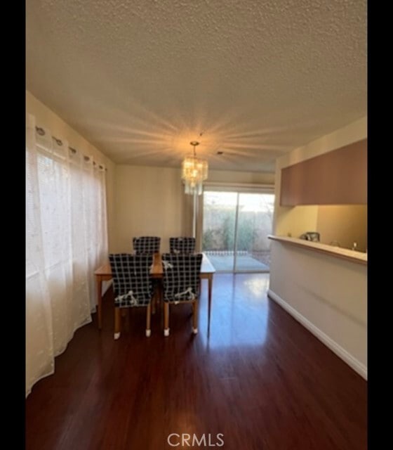 Foto del edificio - 5544 Sultana Ave