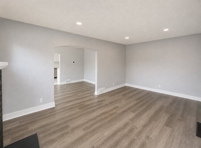 Foto del edificio - 2374 Shasta Way