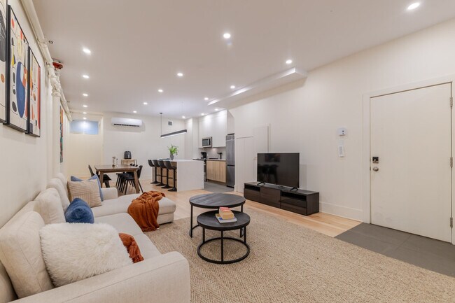 Photo du bâtiment - 3686 Boulevard Saint-Laurent-SI ID1602108P