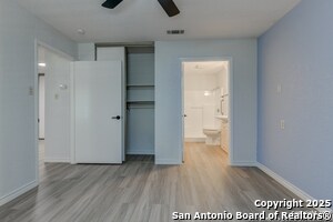Foto del edificio - 264 Loma Vista St