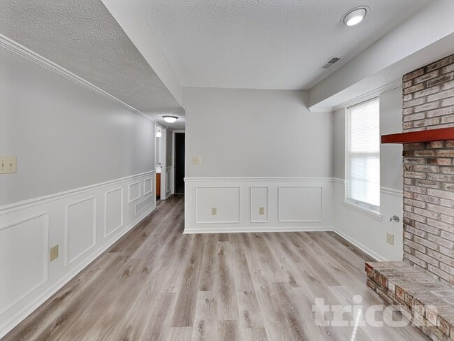 Building Photo - 7396 Autumn Ct