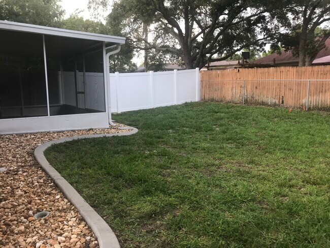 Building Photo - 3414 Dristol Ave