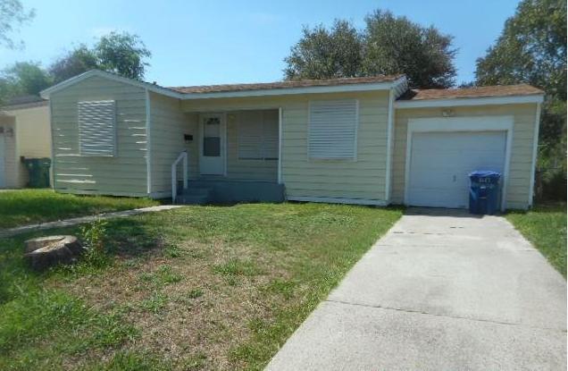 Primary Photo - 1617 Cambridge Dr