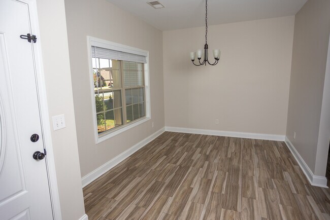 Building Photo - 315 Keegan Rock Ct