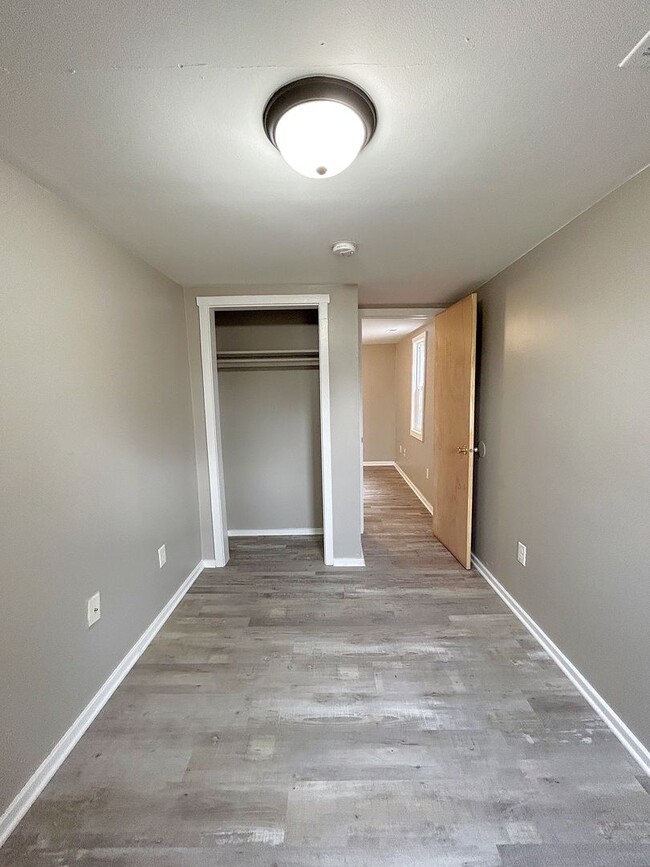 Foto del edificio - 2 Bedroom Close To Downtown