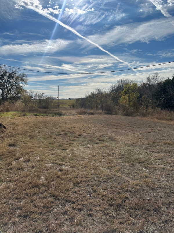 Building Photo - 16556 I-35