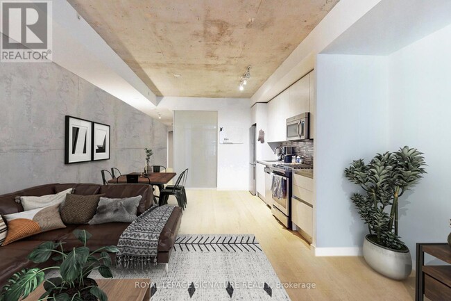 Photo du bâtiment - 111 Bathurst St