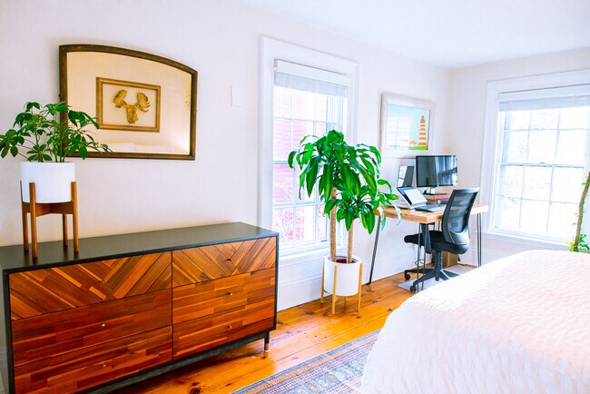 Foto del edificio - 64 Carleton St