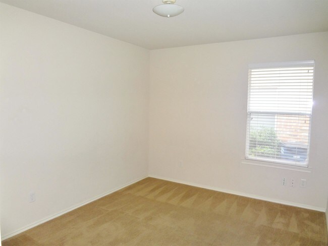 Building Photo - 10436 Hideaway Trail