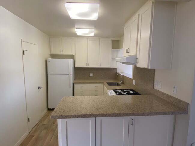 Foto del edificio - 645 1st St