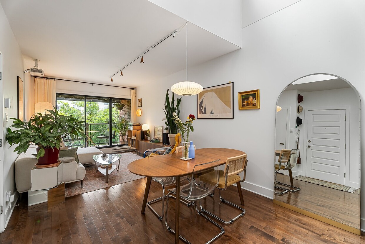 Photo principale - 7081 Waverly St