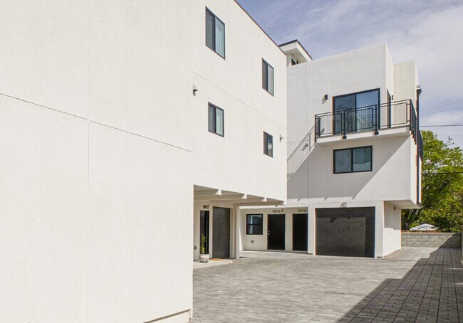 Foto del edificio - 5916 Tujunga Ave