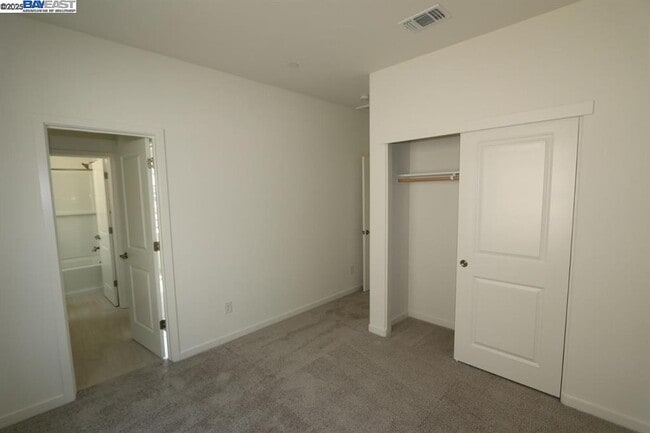 Building Photo - 3433 Cantor Dr