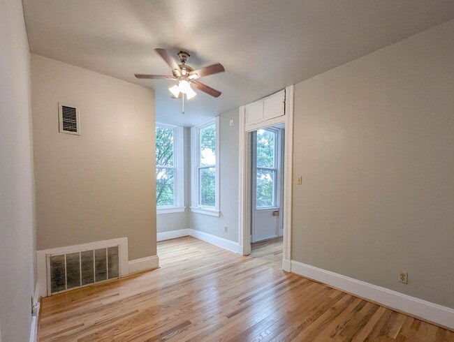 Building Photo - 24 Conklin St