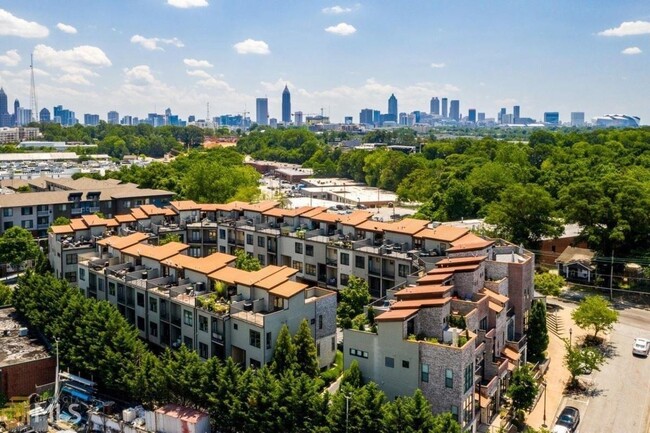 Foto del edificio - 1199 Huff Rd NW