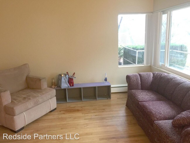 Foto del edificio - 2117 Waverly Pl N