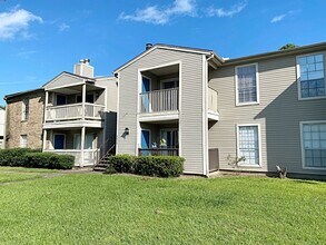 Building Photo - 8424 Glen Meadow Ln