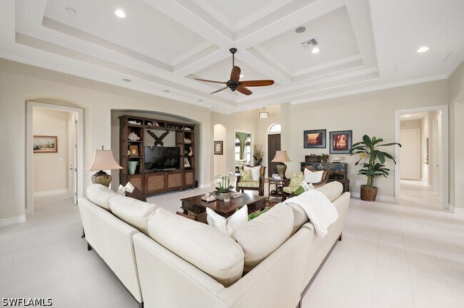 Foto del edificio - 6315 Serano Way