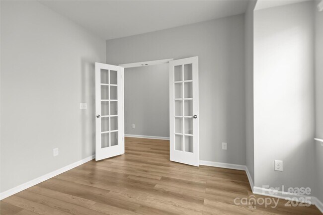 Building Photo - 131 Cherry Bark Dr