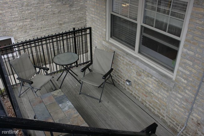 Building Photo - 2 br, 2 bath Condo - 1623 W North Shore Ave