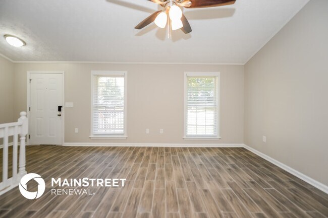 Building Photo - 4323 Ridgetop Dr