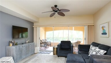 Building Photo - 1044 Woodshire Ln