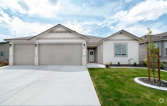 Building Photo - 8004 Massey Dr