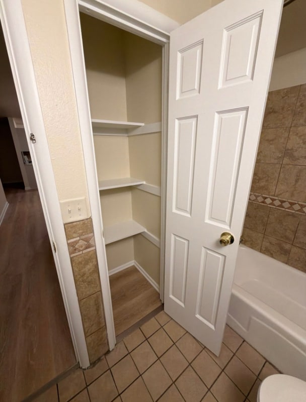 Foto del edificio - 1802 Grange Ave