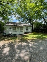 Building Photo - 1208 McArthur Rd