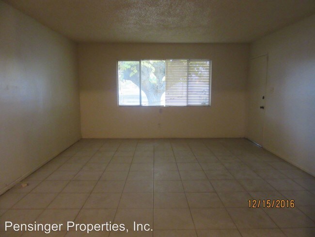Building Photo - 317 Oswell St