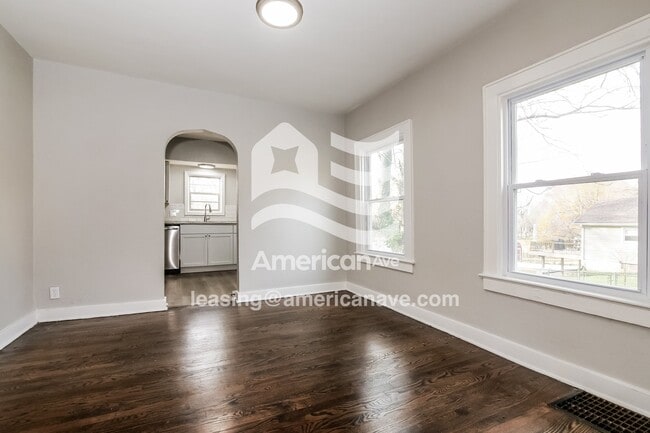 Foto del edificio - 4715 NE 45th Terrace