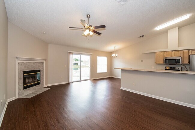Building Photo - 4586 Crystal Brook Way
