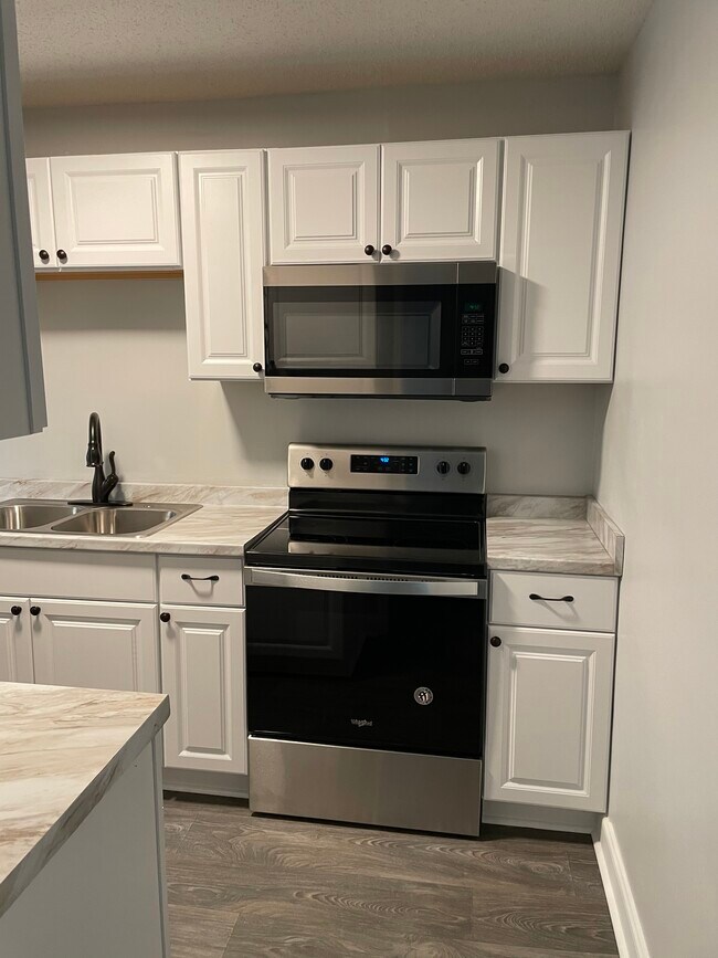 Foto del edificio - 3415 Gilmer Ct