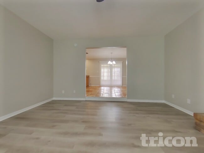 Foto del edificio - 872 Fairview Ave