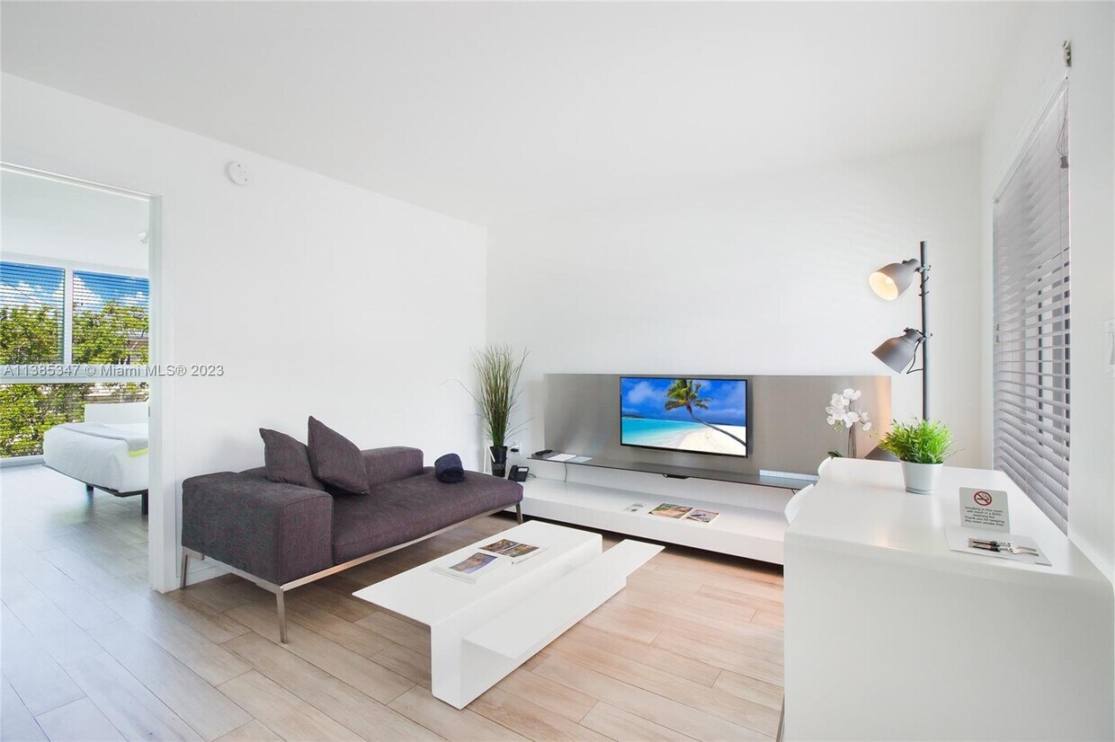 Foto principal - 285 Sunrise Dr