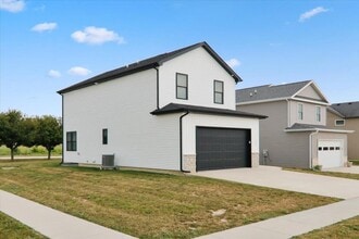 Building Photo - 1350 Berkley Rd