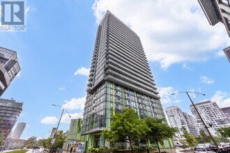 Building Photo - 170 Fort York Blvd