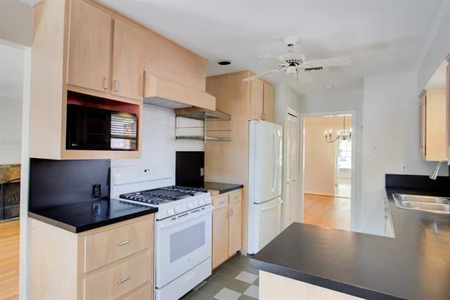 Foto del edificio - 942 Bridget Dr