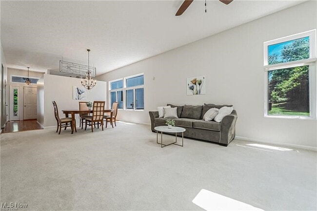 Foto del edificio - 5760 Emerald Ridge Pkwy