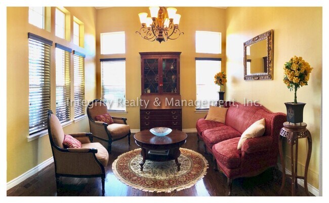 Building Photo - 4 BED/5 BATH, 4,219 SQFT-11089 CANYONBROOK...