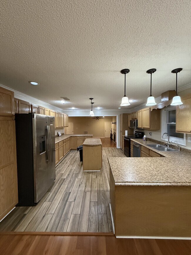 Foto del edificio - 2366 N Walston Bridge Rd