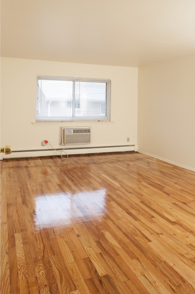 Rutgers Court Apartments Apartments Belleville, NJ