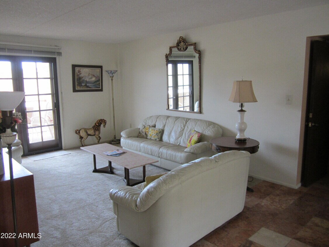 7402 E Carefree Dr Unit 214, Carefree, AZ 85377 Room for Rent in