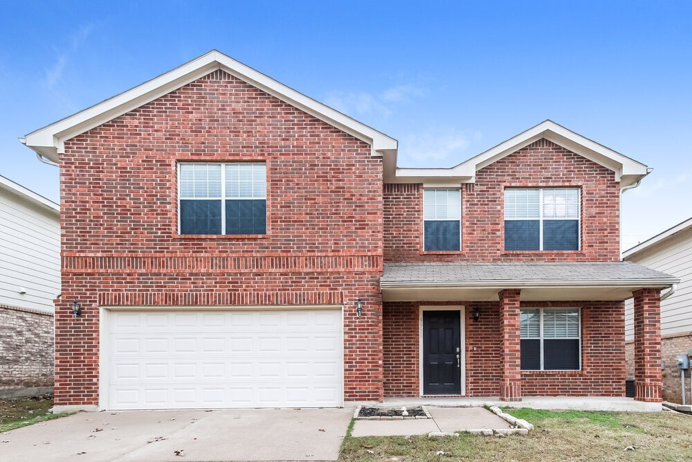 Foto principal - 9936 Sparrow Hawk Ln