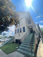 Building Photo - 1335 Arabella St