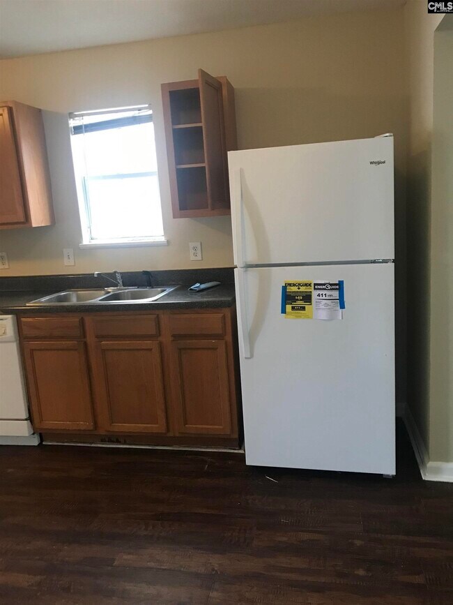 Foto del edificio - 519 Summit Terrace Ct