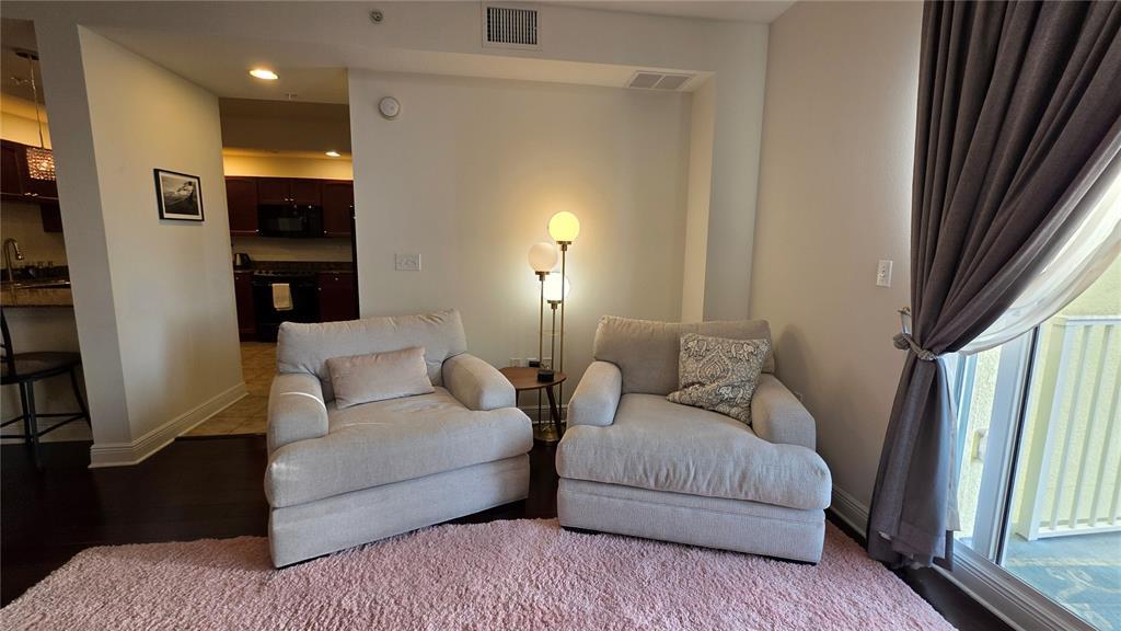 Foto principal - 628 Cleveland St