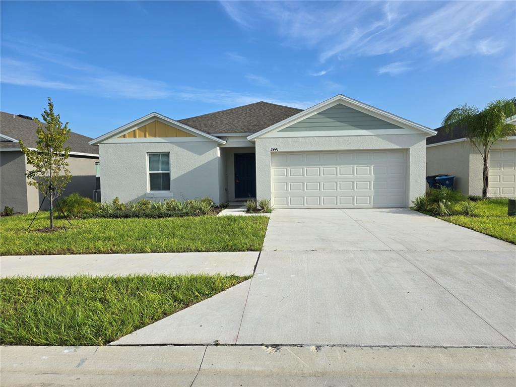 Foto principal - 2441 Oakwood Ln
