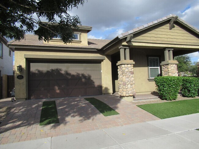 Building Photo - MULBERRY