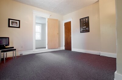 Dormitorio - 112 N 19th St